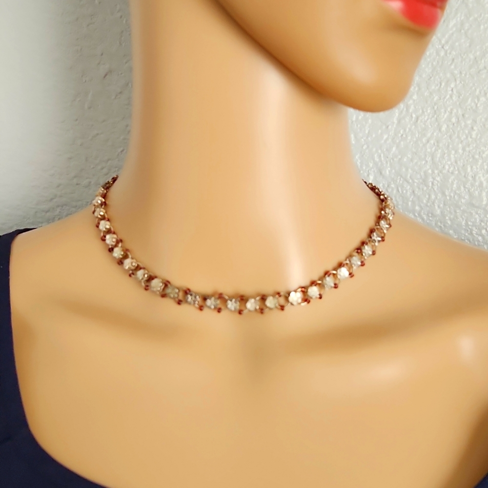 Women's Daisy Necklace